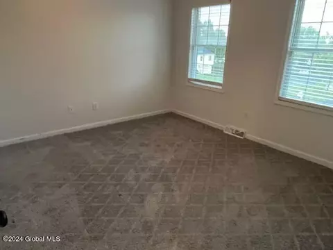 2 Breanna Dr, Schenectady, NY 12304 photo 36