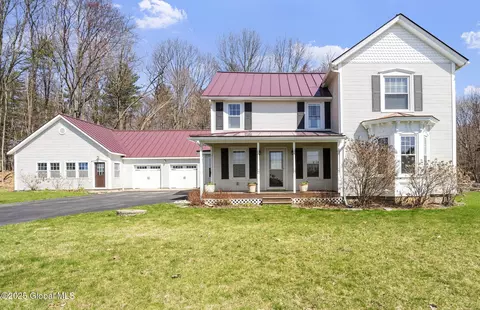200 Lindsay Rd, Schuylerville, NY 12871