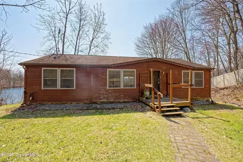 200 Summit Lake Rd, Argyle, NY 12809