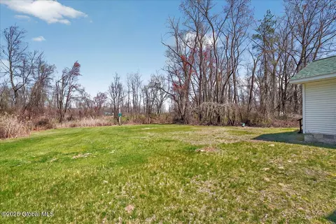 15 Ruby Ln, Selkirk, NY 12158 photo 3