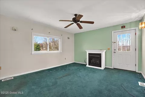 15 Ruby Ln, Selkirk, NY 12158 photo 8