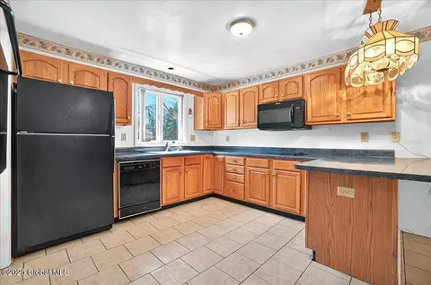 15 Ruby Ln, Selkirk, NY 12158 photo 17