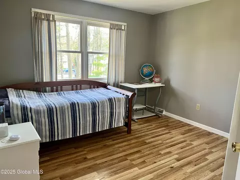 Bedroom - 3 Timber Ln, Glenmont, NY 12077 photo 5 of 7