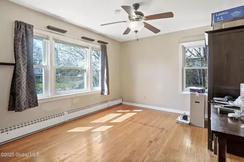 2031 Gray St, Schenectady, NY 12306 photo 17