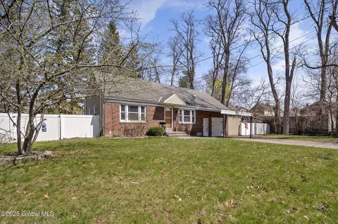 2031 Gray St, Schenectady, NY 12306 photo 27