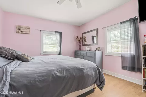 Bedroom - 148 Wemple Rd, Glenmont, NY 12077 photo 1 of 8