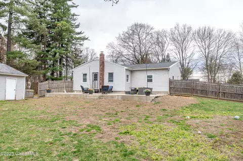 Exterior - 148 Wemple Rd, Glenmont, NY 12077 photo 5 of 7