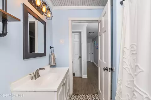 Bath - 148 Wemple Rd, Glenmont, NY 12077 photo 2 of 2