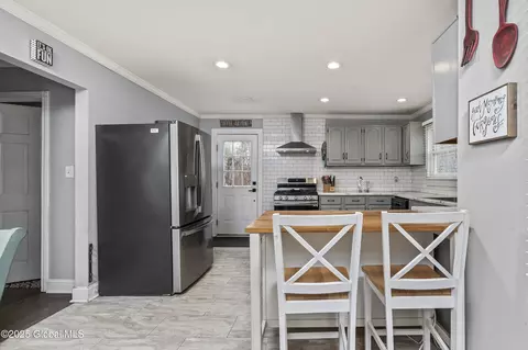 Kitchen - 148 Wemple Rd, Glenmont, NY 12077 photo 1 of 6