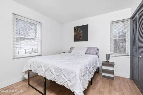 Bedroom - 148 Wemple Rd, Glenmont, NY 12077 photo 6 of 8