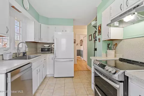 Kitchen - 11 Maple Ter, Delmar, NY 12054 photo 3 of 5