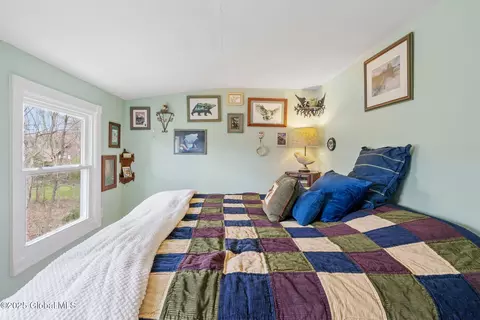 Bedroom - 11 Maple Ter, Delmar, NY 12054 photo 3 of 5