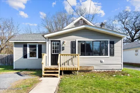 15 West St, Hudson Falls, NY 12839