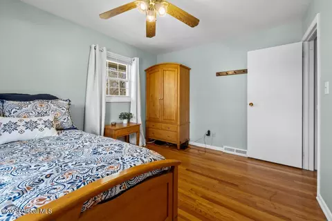 55 Montrose Dr, Delmar, NY 12054 photo 25