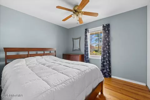 55 Montrose Dr, Delmar, NY 12054 photo 22