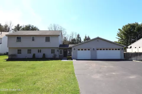 105 Fort Hunter Rd, Schenectady, NY 12303