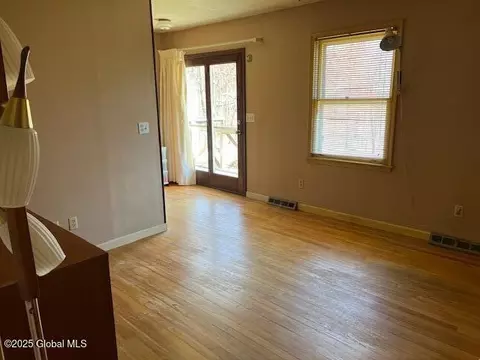 163 Droms Rd, Glenville, NY 12302 photo 17