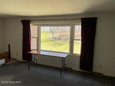 163 Droms Rd, Glenville, NY 12302 photo 15