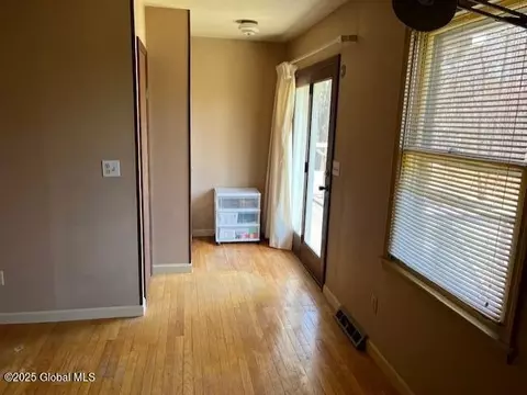 163 Droms Rd, Glenville, NY 12302 photo 18