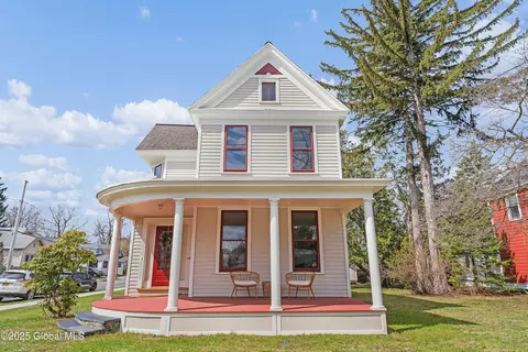 113 Vley Rd, Scotia, NY 12302