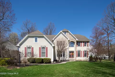 1 Cheshire Rdg, Clifton Park, NY 12065
