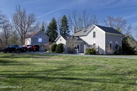 1144 Brookview Station Rd, Castleton On Hudson, NY 12033