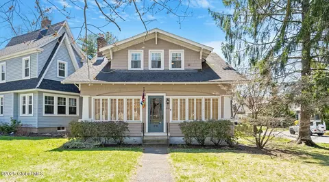 2100 Grand Blvd, Niskayuna, NY 12309