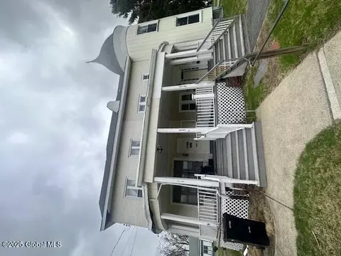213 Pawling Ave, Troy, NY 12180