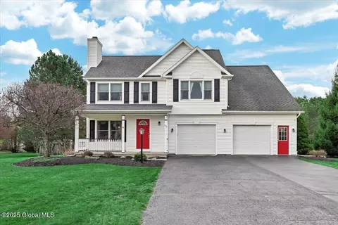 215 Concord Hill Dr, Altamont, NY 12009