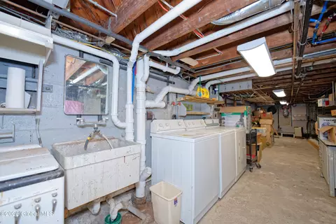 1146 Keyes Ave, Schenectady, NY 12309 photo 34