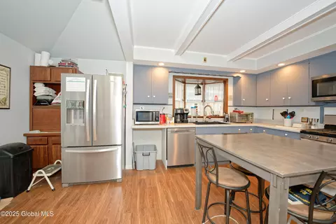 1146 Keyes Ave, Schenectady, NY 12309 photo 20