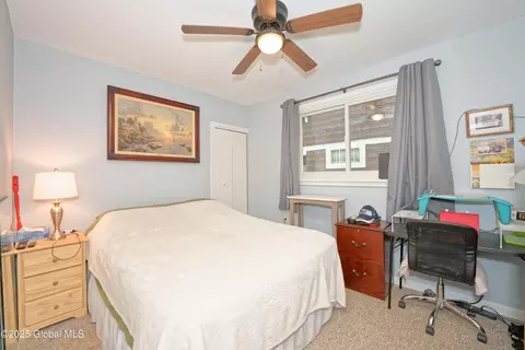 1146 Keyes Ave, Schenectady, NY 12309 photo 22