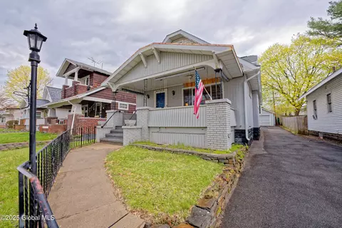 1146 Keyes Ave, Schenectady, NY 12309 photo 4
