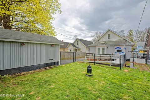1146 Keyes Ave, Schenectady, NY 12309 photo 12