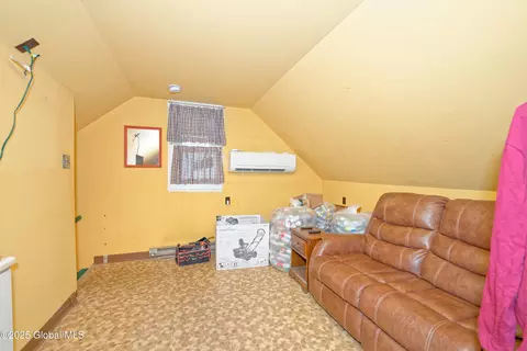 1146 Keyes Ave, Schenectady, NY 12309 photo 27