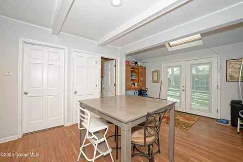 1146 Keyes Ave, Schenectady, NY 12309 photo 18