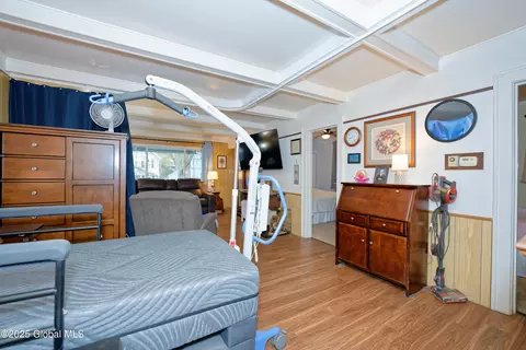 1146 Keyes Ave, Schenectady, NY 12309 photo 16