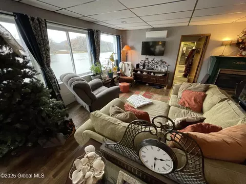 Living - 82 N Williams St, Whitehall, NY 12887 photo 4 of 5
