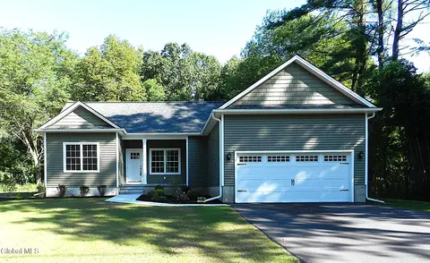 2 Birch Dr, Fort Edward, NY 12828