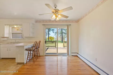 2781 Maida Ln, Schenectady, NY 12306 photo 8