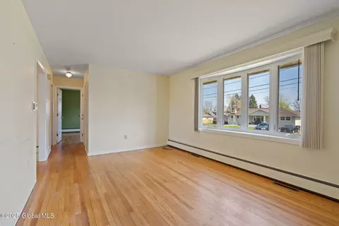 2781 Maida Ln, Schenectady, NY 12306 photo 7