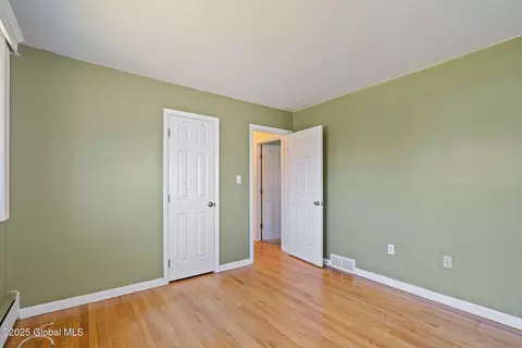 2781 Maida Ln, Schenectady, NY 12306 photo 17