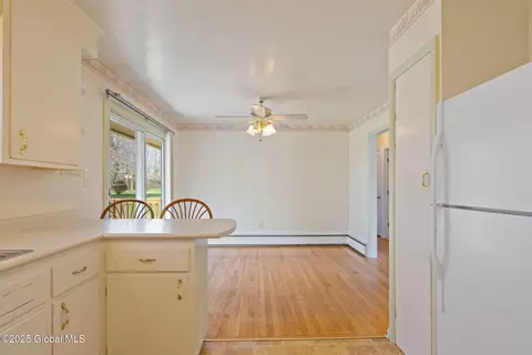 2781 Maida Ln, Schenectady, NY 12306 photo 13