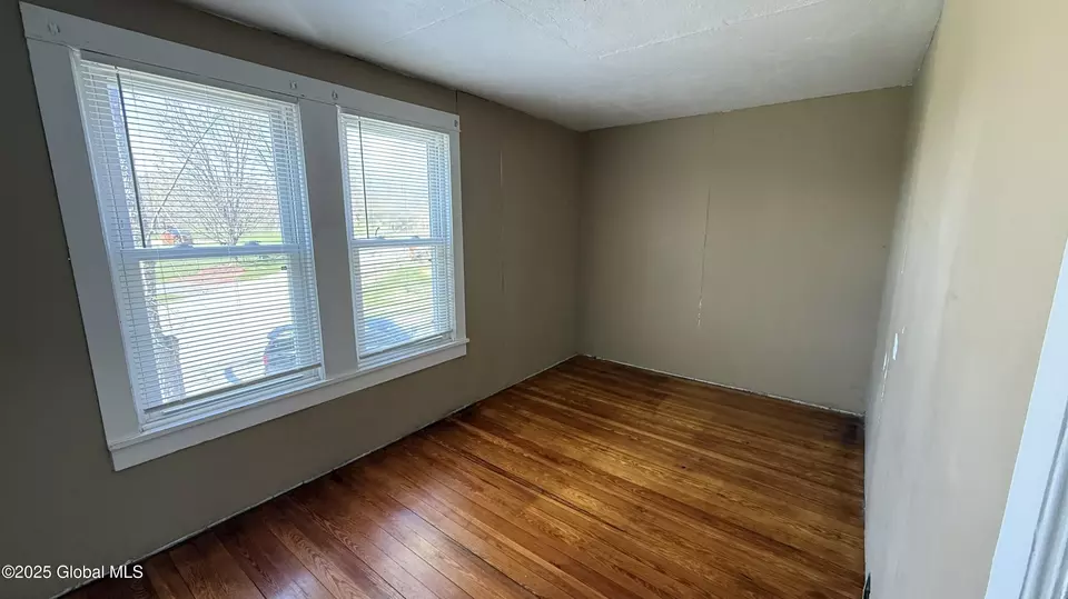 Bedroom - 3 Hayes Pl, Amsterdam, NY 12010 photo 3 of 3