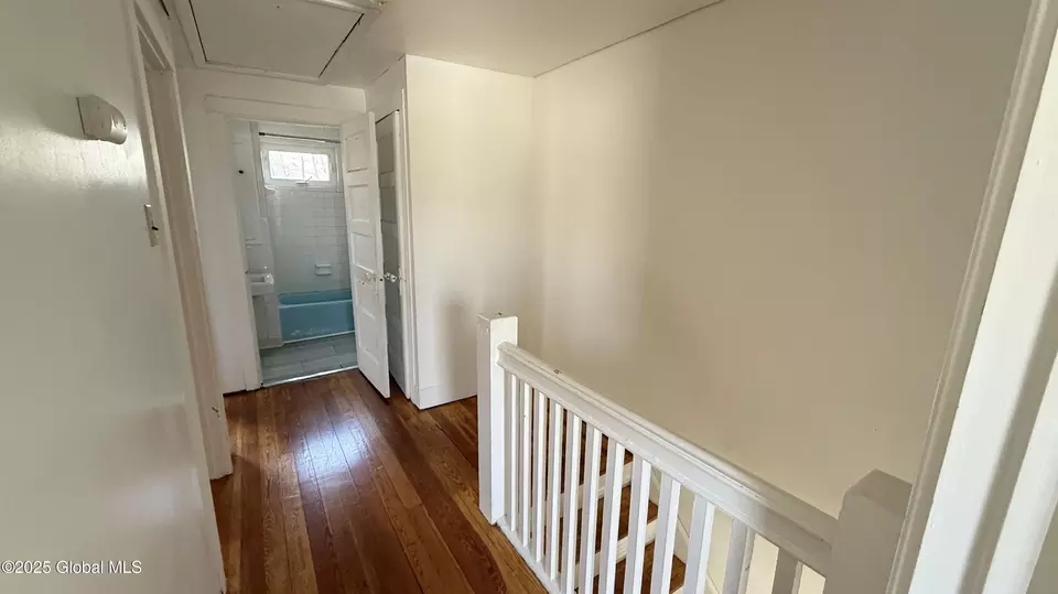 Entry Way - 3 Hayes Pl, Amsterdam, NY 12010 photo 1 of 1