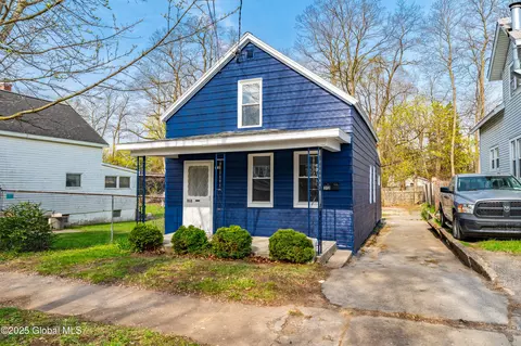 312 Twelfth St, Schenectady, NY 12306
