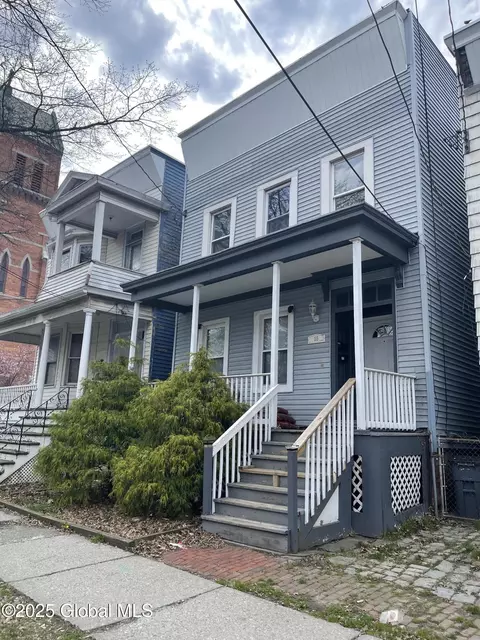 55 Walter St, Albany, NY 12204