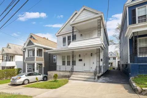 623 Seneca St, Schenectady, NY 12308