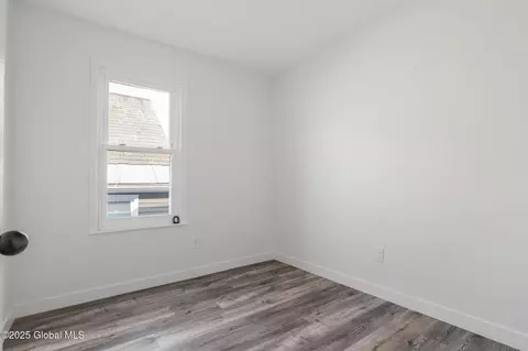 Bedroom - 623 Seneca St, Schenectady, NY 12308 photo 6 of 6