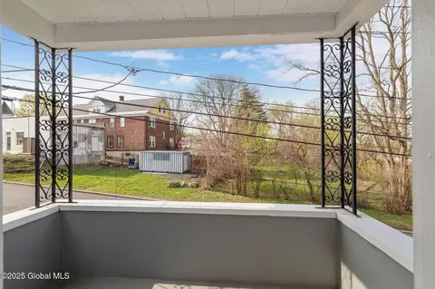 Exterior - 623 Seneca St, Schenectady, NY 12308 photo 4 of 7